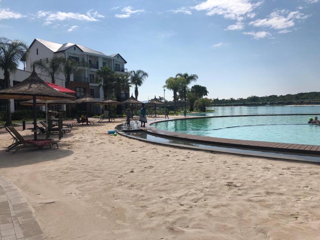 The Blyde Crystal Lagoon Riverwalk Estate Pretoria-Noord Esterno foto