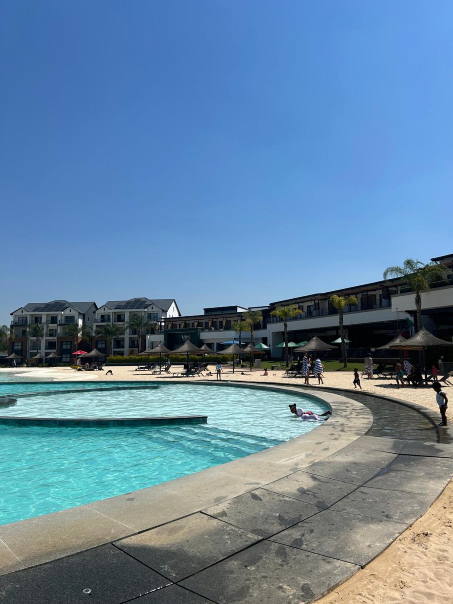 The Blyde Crystal Lagoon Riverwalk Estate Pretoria-Noord Esterno foto